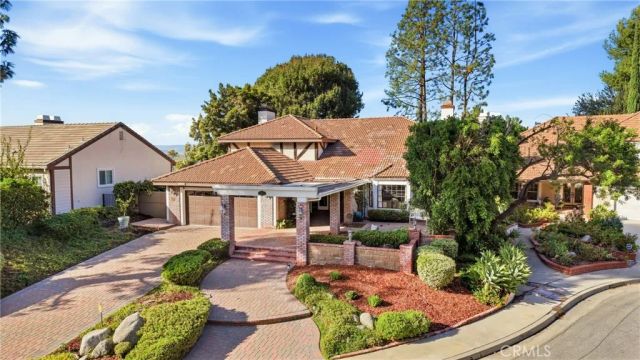 5925 E Settler Court, Anaheim, CA 92807