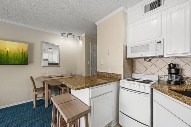 6102 Seawall Boulevard 261, Galveston, TX 77551