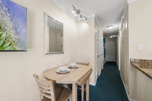 6102 Seawall Boulevard 261, Galveston, TX 77551