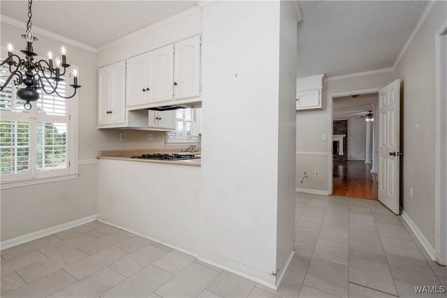 6049 Woodcrest, Tuscaloosa, AL 35405