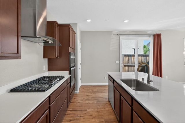 8195 Kramer Ranch Ln, Elk Grove, CA 95758