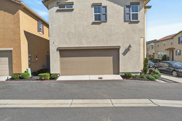 8195 Kramer Ranch Ln, Elk Grove, CA 95758