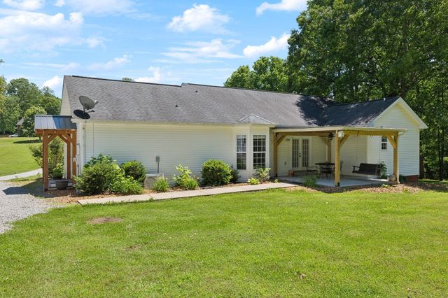 1040 Heatherwood Rd, Pleasant View, TN 37146