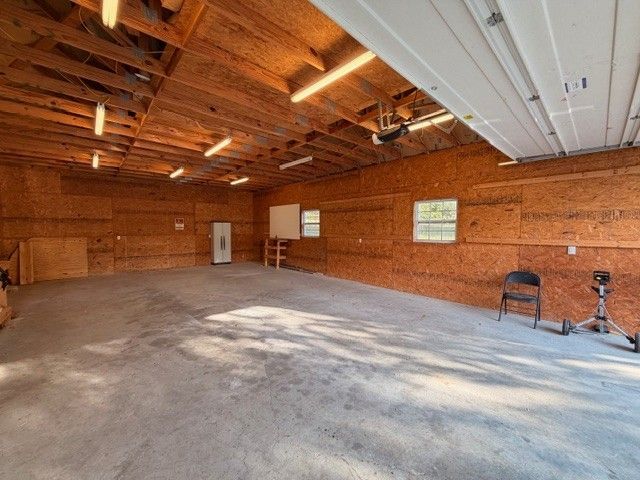 1040 Heatherwood Rd, Pleasant View, TN 37146