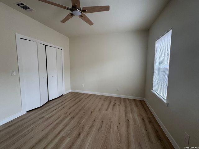 631 E Mistletoe, San Antonio, TX 78212