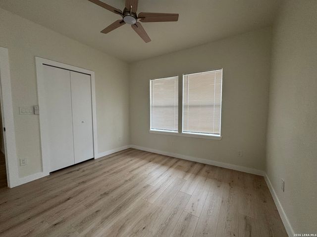 631 E Mistletoe, San Antonio, TX 78212