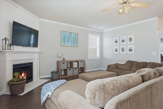 5020 Kendrick Dr, Spring Hill, TN 37174