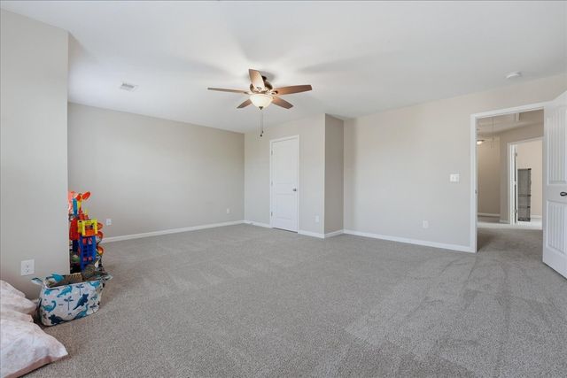 5020 Kendrick Dr, Spring Hill, TN 37174