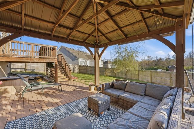 5020 Kendrick Dr, Spring Hill, TN 37174