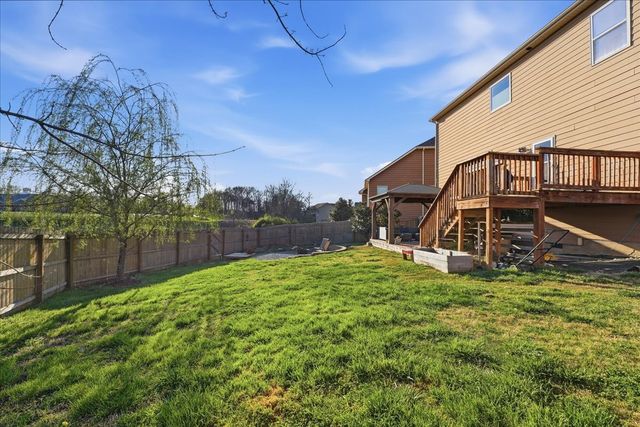 5020 Kendrick Dr, Spring Hill, TN 37174