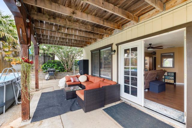 2530 Sandpiper Way, Cameron Park, CA 95682