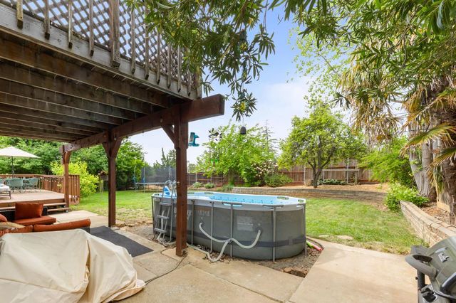 2530 Sandpiper Way, Cameron Park, CA 95682