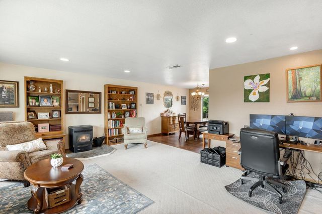 2530 Sandpiper Way, Cameron Park, CA 95682