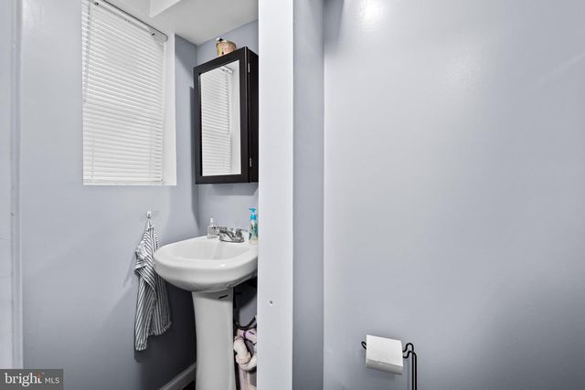 236 S GILMOR ST, Baltimore, MD 21223
