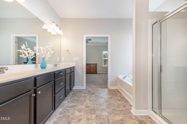 187 Highland Rhodes Drive, Clayton, NC 27520