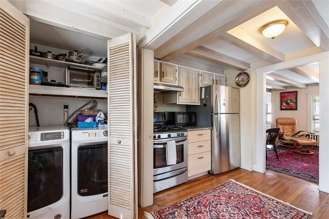 74 Third Street, Newport, RI 02840