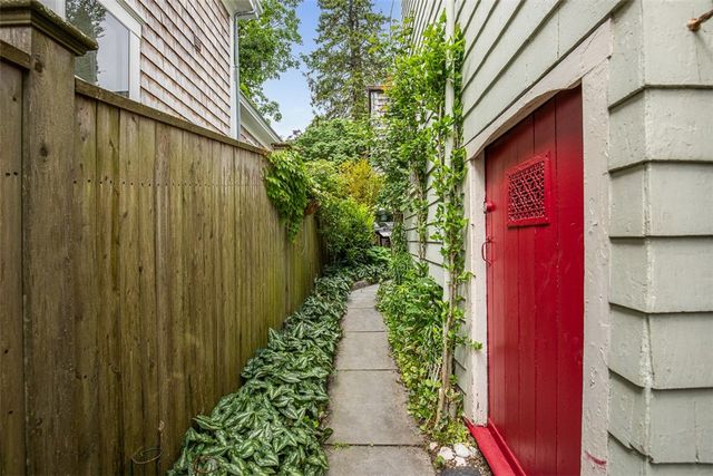 74 Third Street, Newport, RI 02840