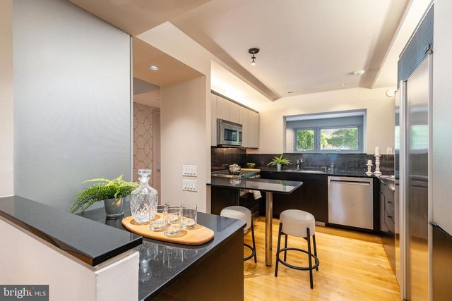 406 S 6TH ST, Philadelphia, PA 19147