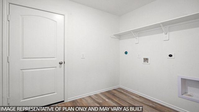 4017 Bronco Station Lane, League City, TX 77573