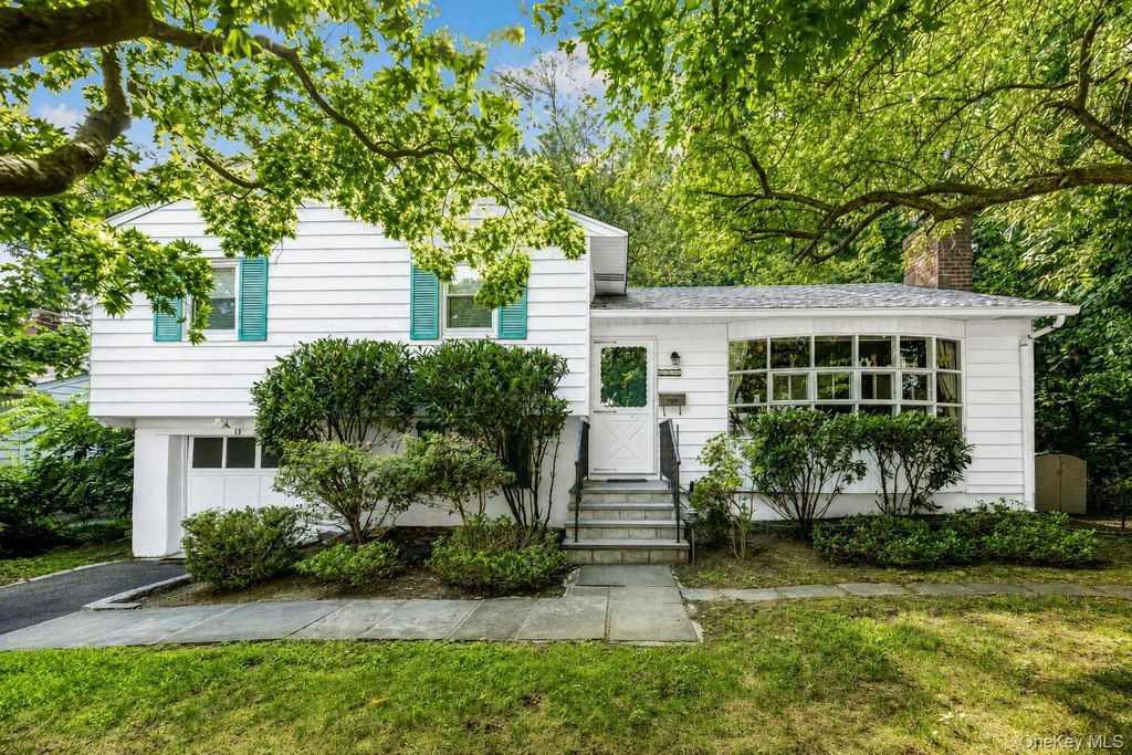 13 Vista Place, Hartsdale, NY 10530 — exterior