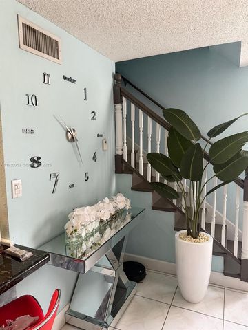 1255 W 53rd St 301, Hialeah, FL 33012