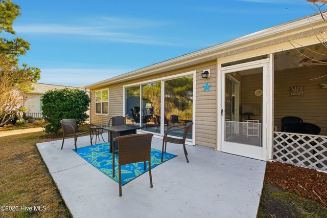 952 Wyndfall Drive SW, Sunset Beach, NC 28468