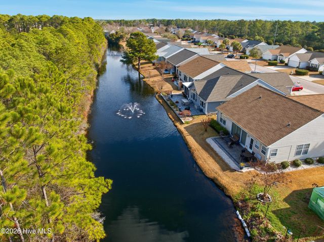 952 Wyndfall Drive SW, Sunset Beach, NC 28468