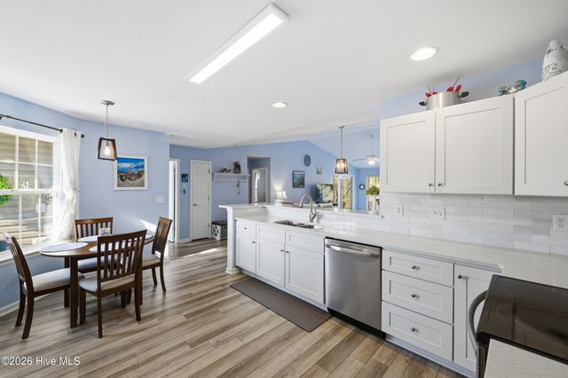 952 Wyndfall Drive SW, Sunset Beach, NC 28468