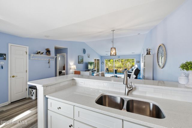 952 Wyndfall Drive SW, Sunset Beach, NC 28468