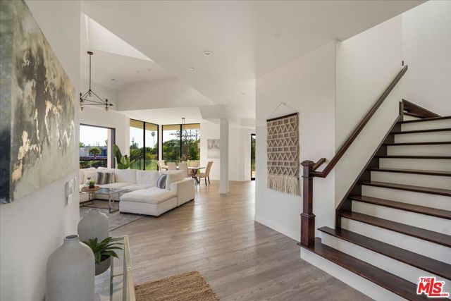 5675 Calpine Drive, Malibu, CA 90265