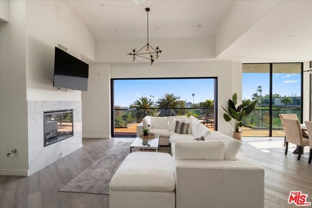 5675 Calpine Drive, Malibu, CA 90265