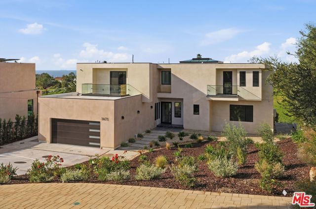 5675 Calpine Drive, Malibu, CA 90265