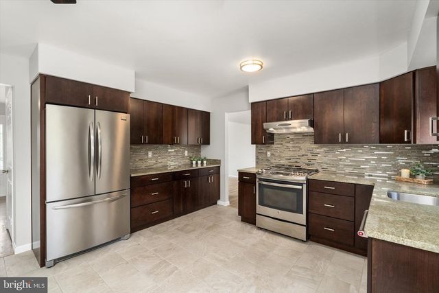 88 KINO BLVD, Hamilton, NJ 08619