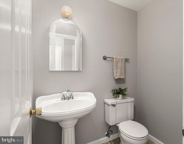 88 KINO BLVD, Hamilton, NJ 08619