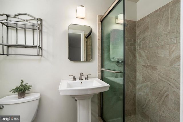 88 KINO BLVD, Hamilton, NJ 08619