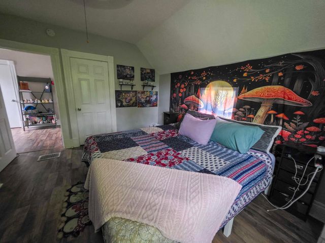 1706 Mckinley Avenue, Bay City, MI 48708