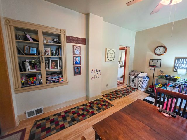 1706 Mckinley Avenue, Bay City, MI 48708
