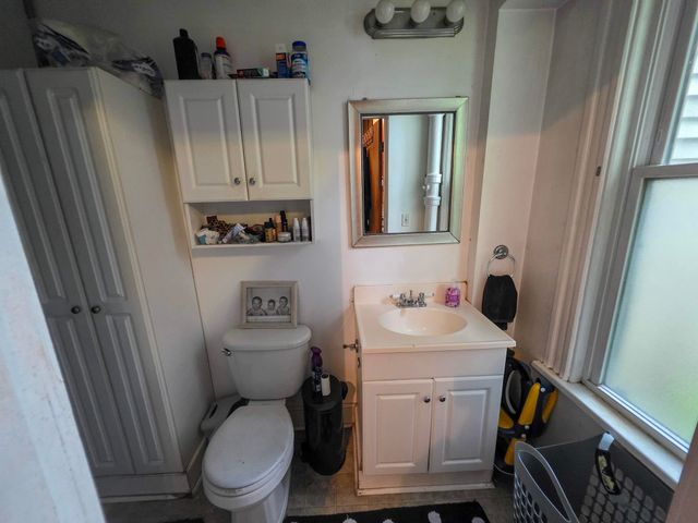 1706 Mckinley Avenue, Bay City, MI 48708