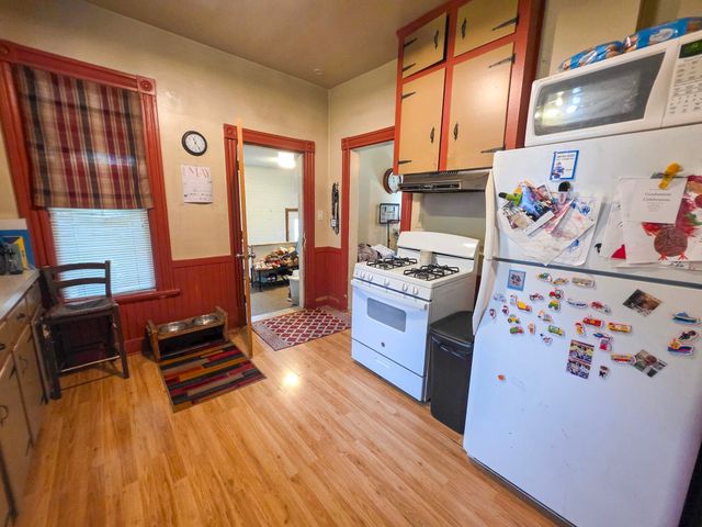1706 Mckinley Avenue, Bay City, MI 48708