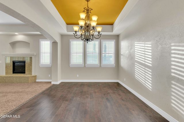 841 Golden Edge Court, El Paso, TX 79928