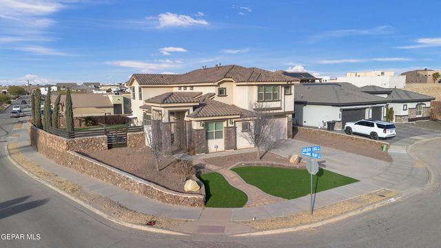 841 Golden Edge Court, El Paso, TX 79928