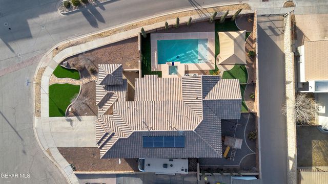 841 Golden Edge Court, El Paso, TX 79928