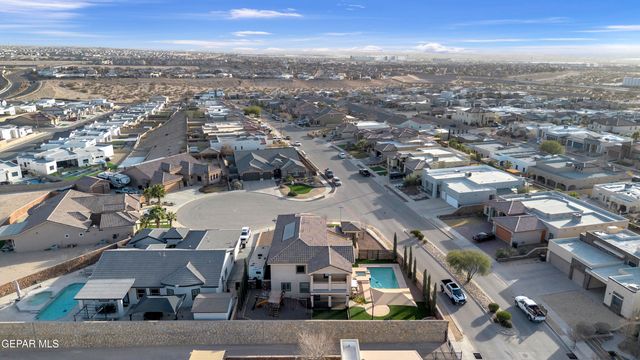 841 Golden Edge Court, El Paso, TX 79928