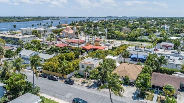 214 Conniston Road, West Palm Beach, FL 33405