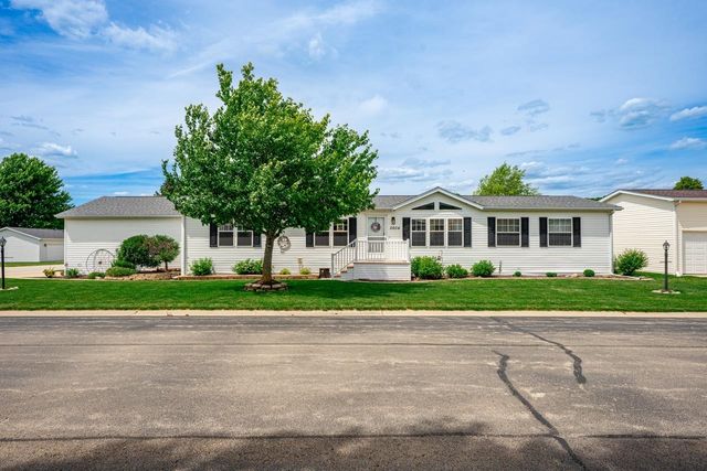 5604 IRVING Boulevard, Machesney Park, IL 61115