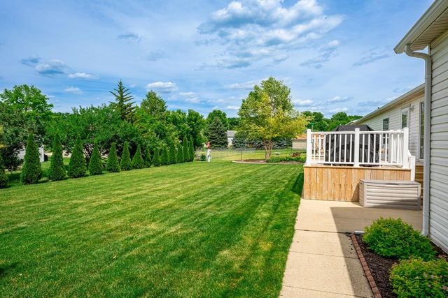5604 IRVING Boulevard, Machesney Park, IL 61115