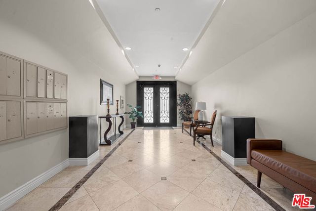 9049 Alcott Street 401, Los Angeles, CA 90035