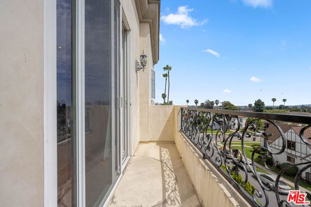 9049 Alcott Street 401, Los Angeles, CA 90035