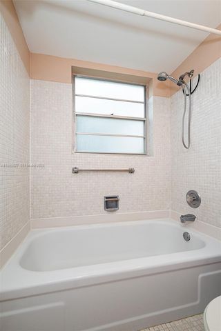 418 Sheffield Q 418, West Palm Beach, FL 33417