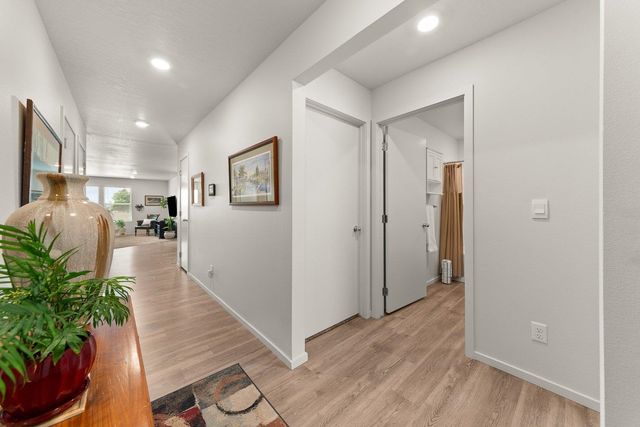 8320 S Colwood Rd, Cheney, WA 99004